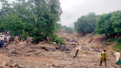 Lũ quét tàn phá miền bắc Pakistan, gần 200 người thiệt mạng