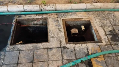 Bốn công nhân tử vong thương tâm trong bể phốt độc hại