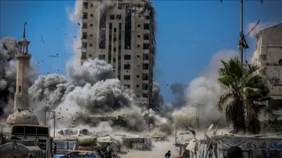 Israel tiếp tục tấn công thành phố Gaza, hàng chục người thiệt mạng