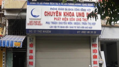 Loạt phòng khám quanh Bệnh viện Phụ sản Trung ương đóng cửa
