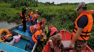 Đang câu cá cùng bố vợ, con rể bị cá sấu tấn công tử vong