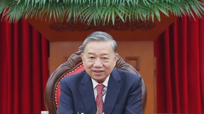 80 năm - Vinh quang Công an nhân dân Việt Nam