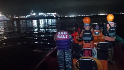 Chìm phà gần đảo Bali khiến nhiều người thiệt mạng, mất tích