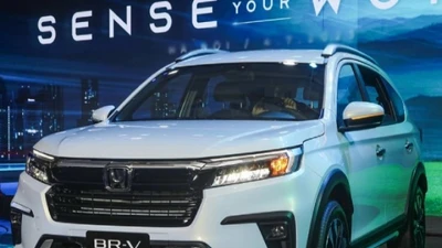 Chọn Toyota Veloz Cross hay Honda BR-V trong tầm giá 600-800 triệu đồng?
