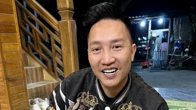 Ngoài bán nước hoa, Huấn Hoa Hồng còn kinh doanh những gì?