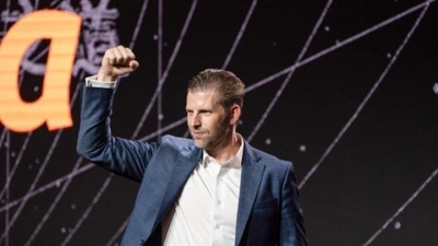 Con trai thứ hai của ông Trump trở thành tỷ phú nhờ công ty tiền số