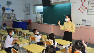 Từ ngày 14/2/2025, cho dù chỉ dạy thêm với số lượng ít học sinh (1 hay 2 học sinh) mà có thu tiền thì giáo viên vẫn bắt buộc phải thực hiện đăng ký kinh doanh.