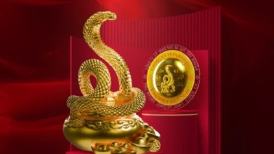 Nghệ phẩm vàng lên ngôi trong thế giới quà tặng