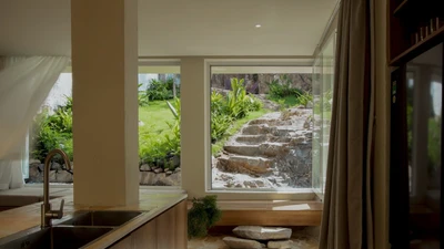 Ngôi nhà đặc biệt dùng đá thô để cải tạo không gian