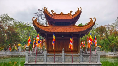 Ngôi chùa đẹp lạ có nhiều cổ vật ở ngoại thành Hà Nội