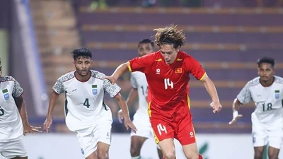 U23 Việt Nam thắng trận ra quân vòng loại U23 châu Á: Dấu ấn Lê Viktor, nỗi lo tuyến giữa