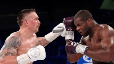 Đỉnh cao boxing hạng nặng: Dubois cần hóa "Quỷ điên" để hạ gục Usyk