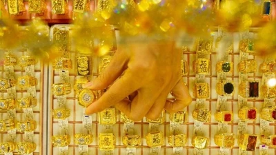 Nóng nhất trong ngày: Giá vàng đột ngột lao dốc; Heo bệnh tại cơ sở gia công cho C.P. Việt Nam có dấu kiểm dịch