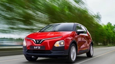 Giá xe VinFast VF 5 niêm yết và lăn bánh tháng 8/2025