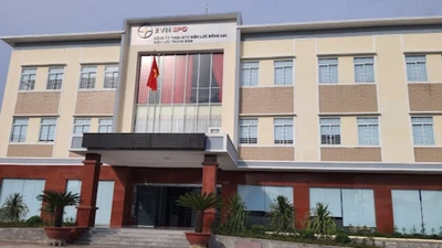 Kỹ thuật Hoàng Quân một ngày trúng 3 gói thầu tại Điện lực Trảng Bom?