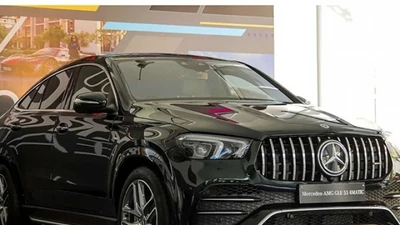 Dọn kho xe VIN 2022, Mercedes-AMG GLE 53 giảm giá gần 2 tỷ đồng