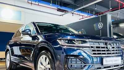 Xe Volkswagen Touareg nhập khẩu giảm giá 600 triệu liệu có thoát cảnh "Ế"