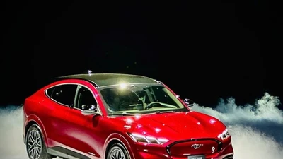 Mẫu xe điện đầu tiên của Ford có mặt tại Việt Nam, giá từ 2,6 tỷ đồng