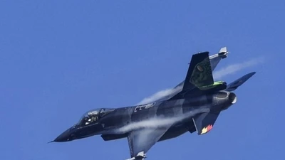 Ukraine mất tiêm kích F-16 thứ 3, ông Zelensky phản ứng