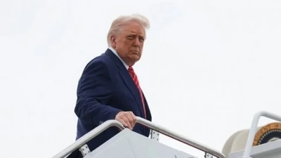 CNN: Cuộc tấn công bất ngờ của Ukraine ảnh hưởng đến nỗ lực của ông Trump?