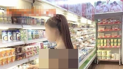 Muôn vàn kiểu ăn mặc... hở hang tránh nóng 40 độ