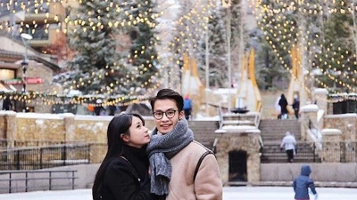 Hot girl Việt nhập hội Rich Kid khoe tình yêu đẹp lung linh