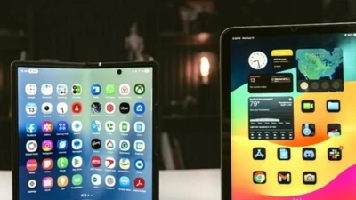Galaxy Z Fold 7 = iPhone 16 Pro + iPad Mini 7?