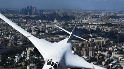 Ukraine tấn công loạt máy bay chiến lược Nga: Thực tế khác xa kì vọng của Kiev?
