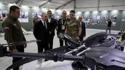 Reuters: Điện Kremlin không nao núng trước lời cảnh báo trừng phạt khắc nghiệt của ông Trump