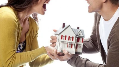 Sổ đỏ chỉ đứng tên chồng, vợ có mất quyền lợi gì không?
