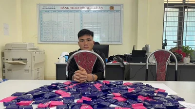 Sơn La: Bắt đối tượng vận chuyển 27.000 viên ma túy tổng hợp