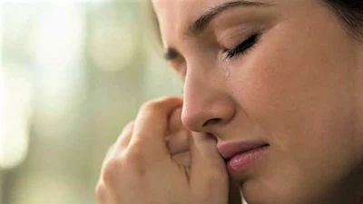 Vụng trộm với chồng của bạn thân, tôi gặp ác mộng dài không dứt