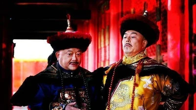 Vua Gia Khánh làm gì với Hòa Thân sau khi Càn Long mất?