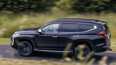 Giá xe Mitsubishi Pajero Sport mới nhất tháng 7/2025