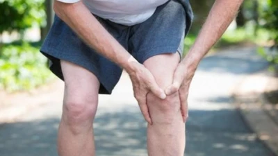 6 dấu hiệu âm thầm khi đi bộ cảnh báo bạn đang có cục máu đông
