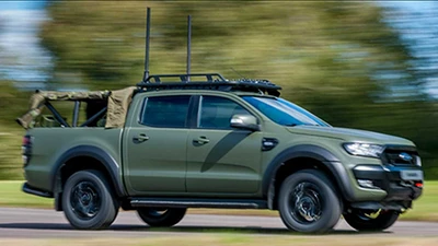 Cận cảnh xe bán tải Ford Ranger chống đạn siêu hầm hố 