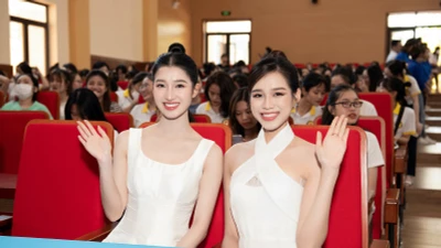 Đỗ Thị Hà - Phương Nhi đọ nhan sắc “một chín một mười“