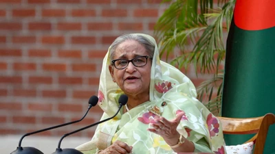 Thủ tướng Bangladesh từ chức, rời khỏi đất nước để tránh biểu tình