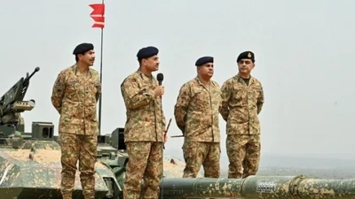 Cuộc gặp chưa từng có tiền lệ giữa ông Trump với vị khách từ Pakistan