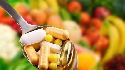 8 loại vitamin dùng kèm thuốc này không khác gì độc dược