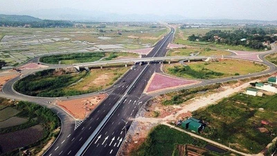 Đồng ý đầu tư tuyến cao tốc Ninh Bình - Nam Định - Thái Bình theo phương thức PPP
