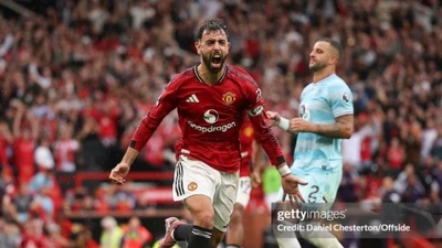 Nóng bảng xếp hạng Ngoại hạng Anh: MU nhảy vọt 7 bậc, vượt mặt Man City