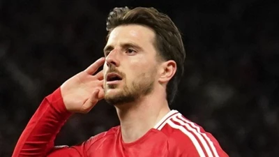 Mason Mount tái sinh ở MU thời Amorim, khiến Arsenal khốn khổ ra sao?