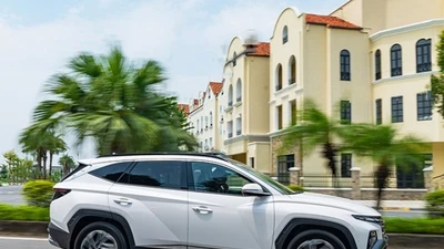 Giá xe Hyundai Tucson tháng 7/2025, bản N Line 989 triệu đồng