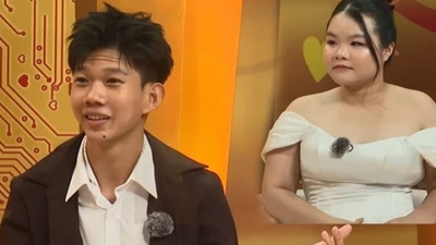 Vừa nghe tin bạn gái có thai, anh chàng liền gọi về nhà giục đám cưới