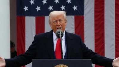 Cuộc chiến thương mại của ông Trump rối ren hơn bao giờ hết