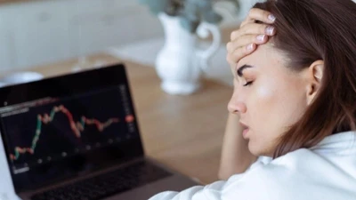 Đam mê chơi chứng khoán, mẹ 4 con phải bán nhà ở Hà Nội để trả nợ rồi nhập viện tâm thần