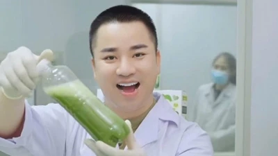 Hữu Công bán bột rau detox dành cho người lười ăn rau, bán 3 tháng mua được xe Mercedes