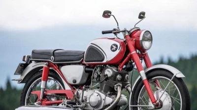 Vì sao huyền thoại Honda Dream từng là “cơn ác mộng”?
