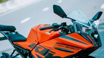 Chi tiết KTM RC 390 2022 tại Việt Nam, giá 209 triệu đồng